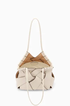 Ulla Johnson Charlotte Woven Large Tote< Handbags
