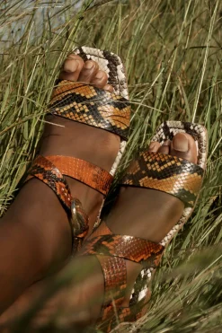 Ulla Johnson Iyla Flat< Shoes