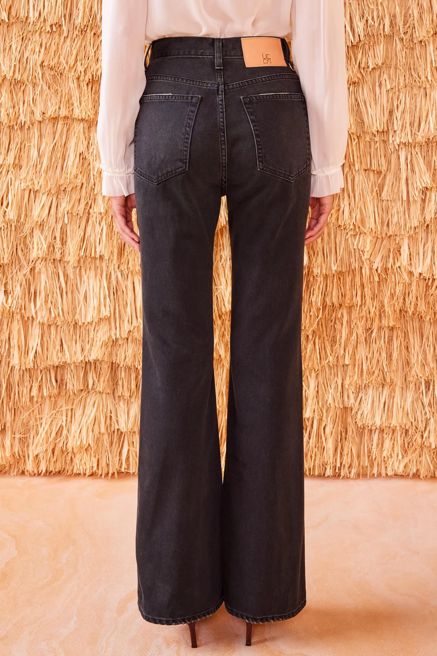 Ulla Johnson The Lou Jean< Denim